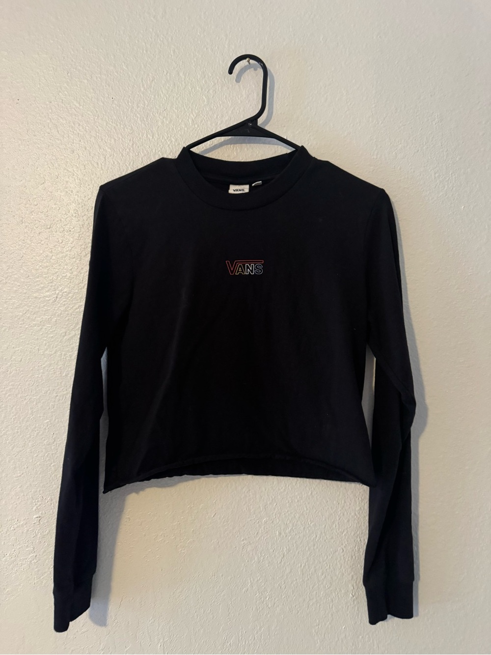 Vans Black Long-Sleeve Cropped Logo Tee